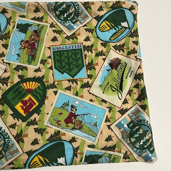 VINTAGE YOGI BEAR jellystone national park bag or pillow case retro - Picture 4 of 8